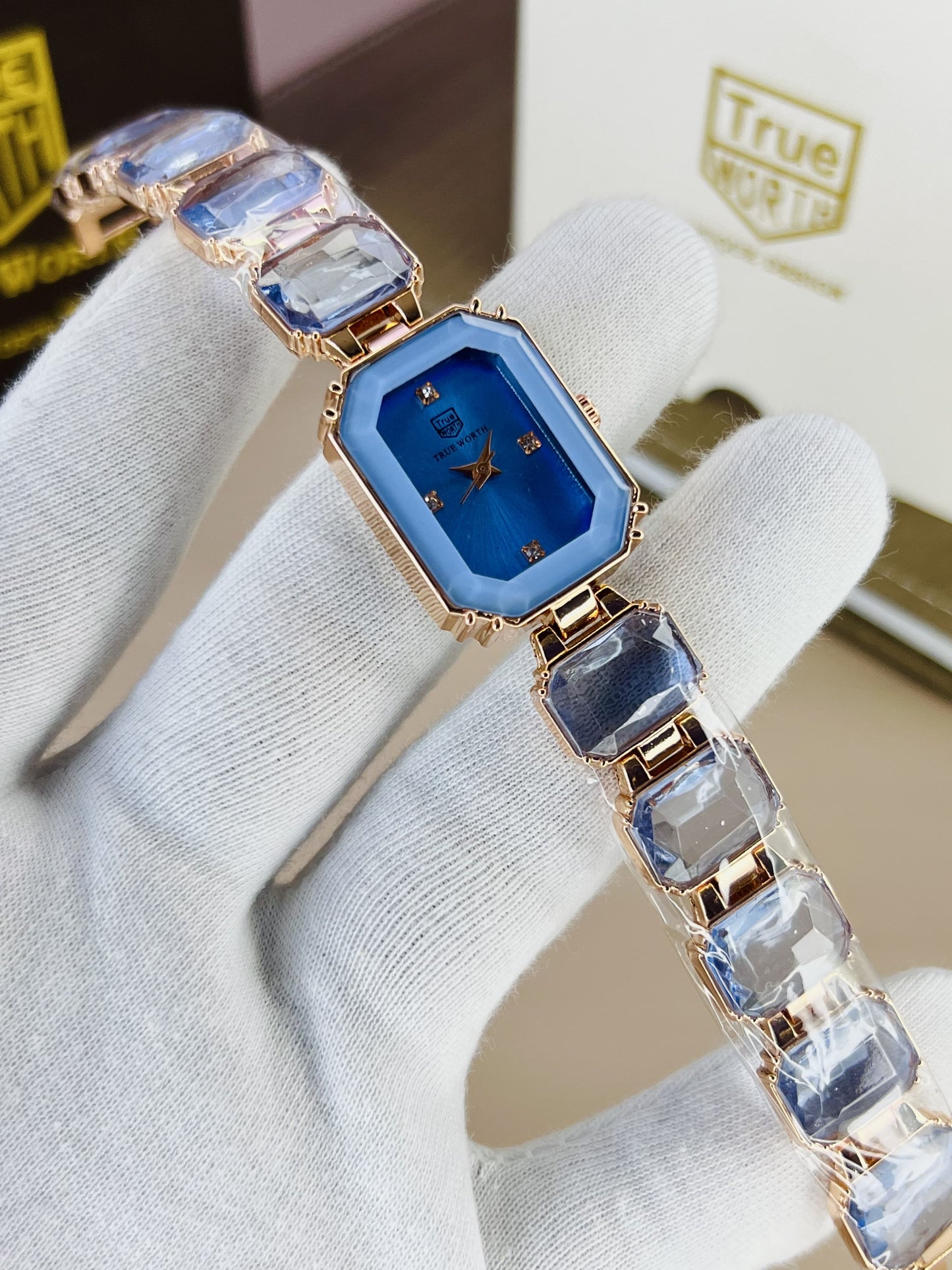 T-WORTH-LADIES FANCY WATCH