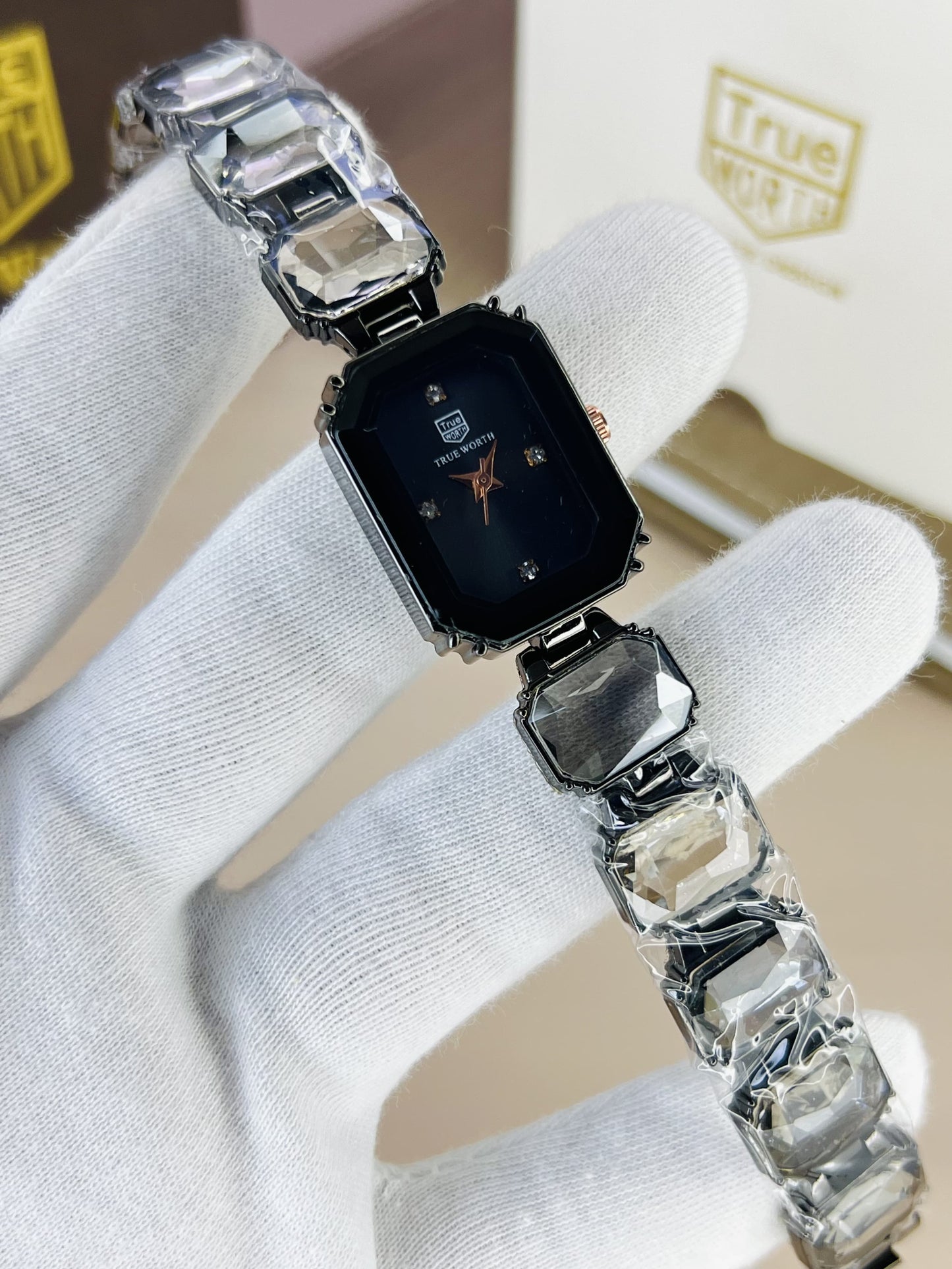 T-WORTH-LADIES FANCY WATCH