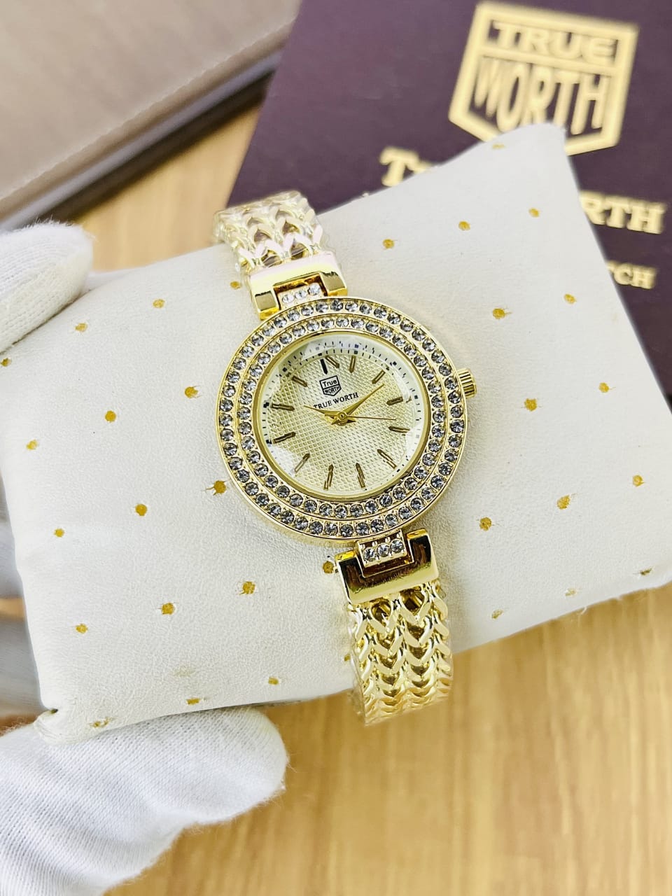 T-WORTH-LADIES JEWELLERY WATCH--GOLD